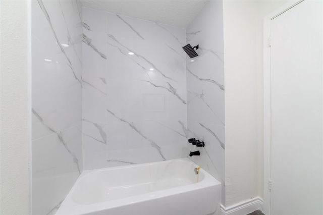 2106 Endicott Lane, Sugar Land, TX 77478
