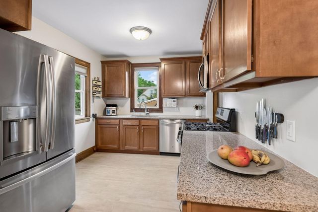 4429 Knox Avenue N, Minneapolis, MN 55412