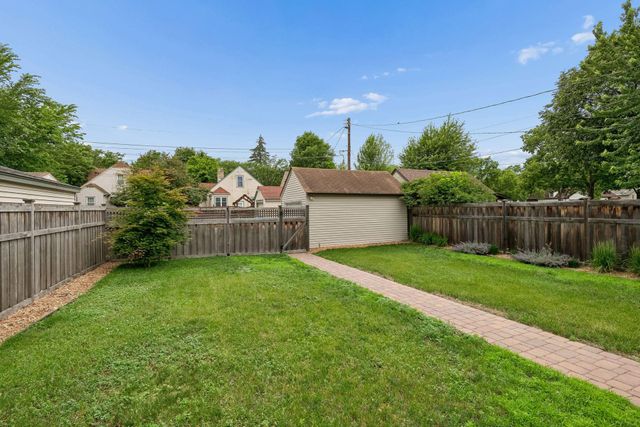 4429 Knox Avenue N, Minneapolis, MN 55412