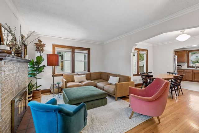 4429 Knox Avenue N, Minneapolis, MN 55412