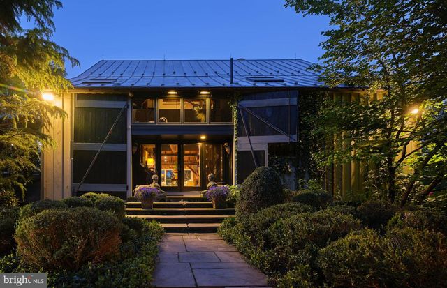 108 BEAUMONT DR, Newtown, PA 18940