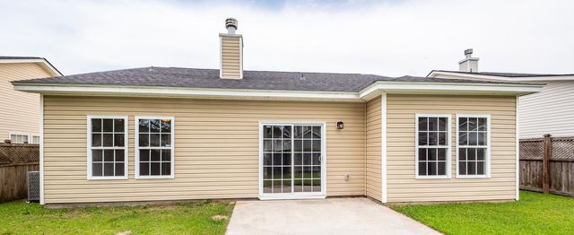 321 Killarney Trail, Moncks Corner, SC 29461