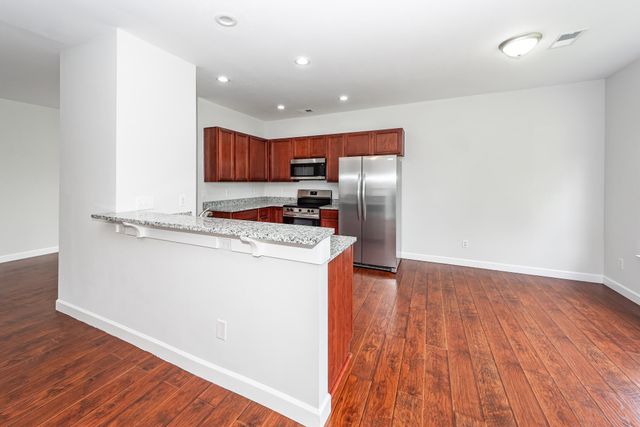 321 Killarney Trail, Moncks Corner, SC 29461