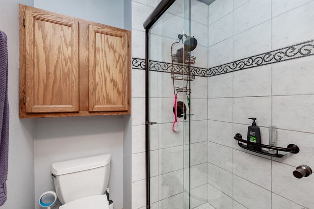 7052 Oak Brook Drive, Urbandale, IA 50322