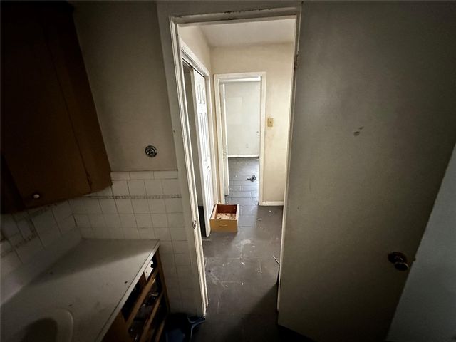 130 Caldwell Street, Baytown, TX 77520