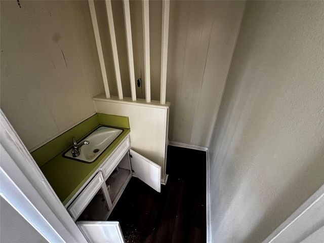 130 Caldwell Street, Baytown, TX 77520