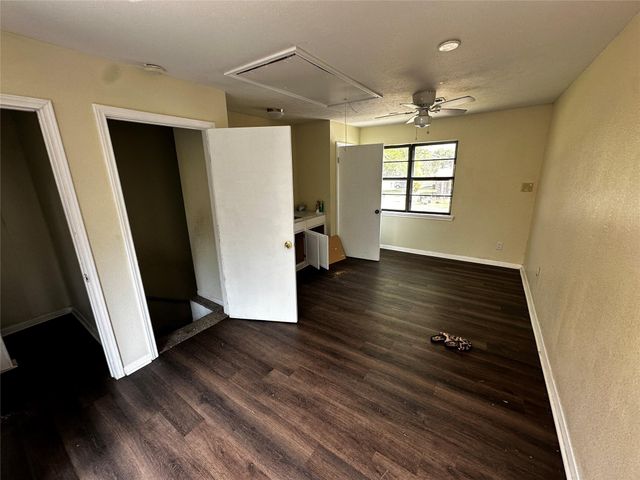 130 Caldwell Street, Baytown, TX 77520