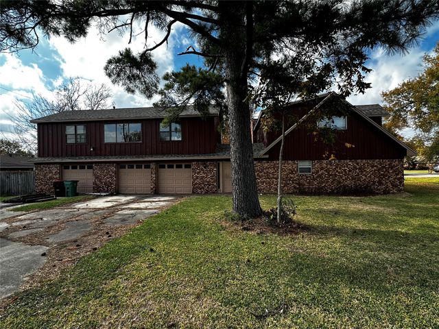 130 Caldwell Street, Baytown, TX 77520