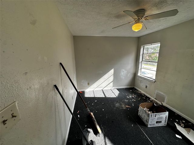 130 Caldwell Street, Baytown, TX 77520