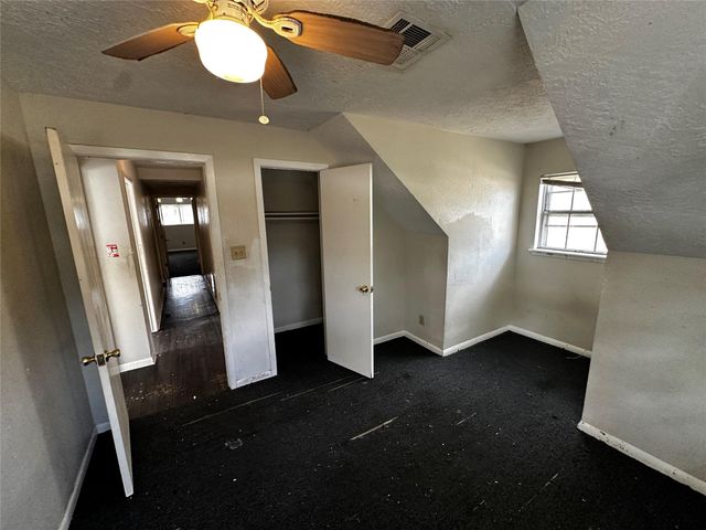 130 Caldwell Street, Baytown, TX 77520