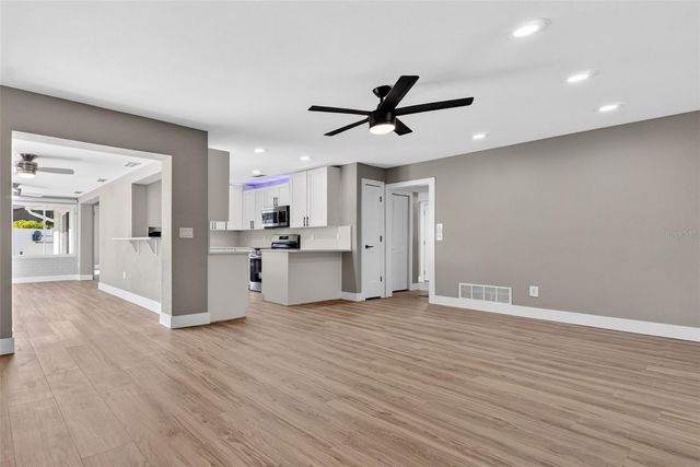 2161 WATEROAK DRIVE N, Clearwater, FL 33764