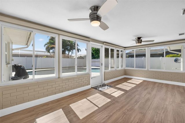 2161 WATEROAK DRIVE N, Clearwater, FL 33764