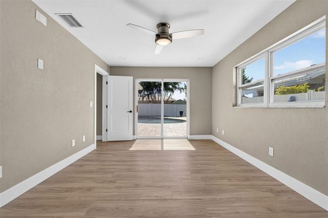 2161 WATEROAK DRIVE N, Clearwater, FL 33764