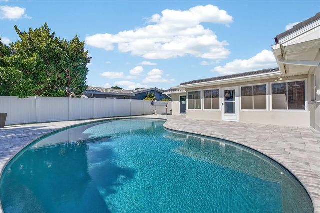 2161 WATEROAK DRIVE N, Clearwater, FL 33764