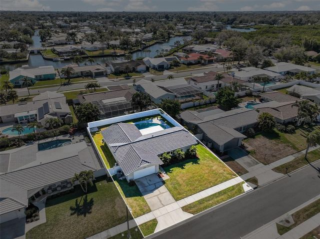 2161 WATEROAK DRIVE N, Clearwater, FL 33764