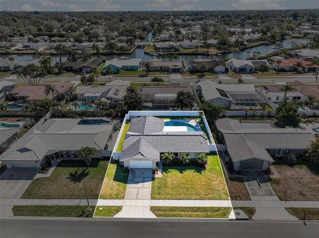 2161 WATEROAK DRIVE N, Clearwater, FL 33764