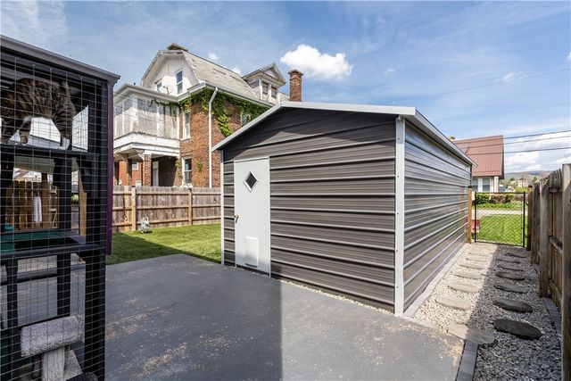33 Cycle Ave, North Union Twp, PA 15401