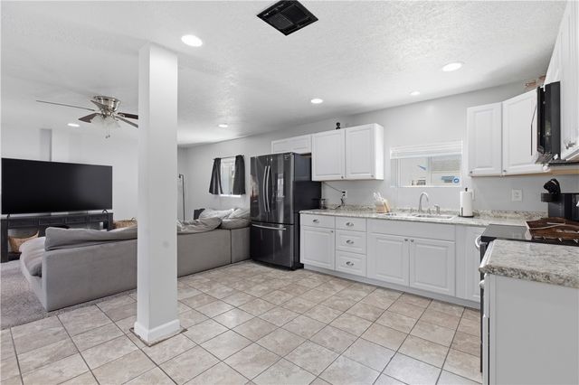33 Cycle Ave, North Union Twp, PA 15401