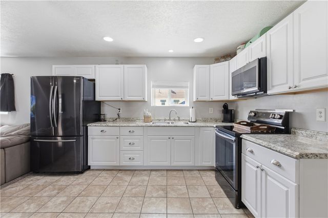 33 Cycle Ave, North Union Twp, PA 15401