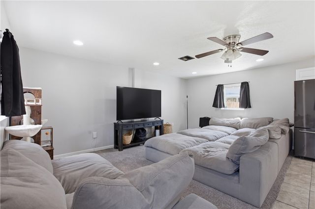 33 Cycle Ave, North Union Twp, PA 15401