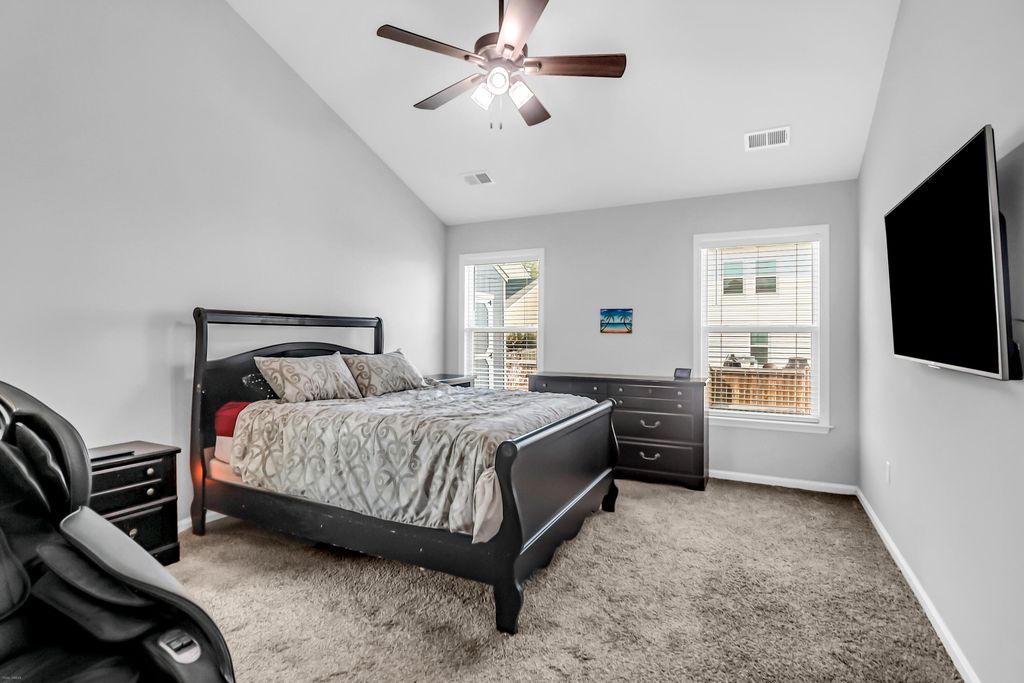 Image 19 of property listing at 303 Todder Trail, Goose Creek, SC 29445