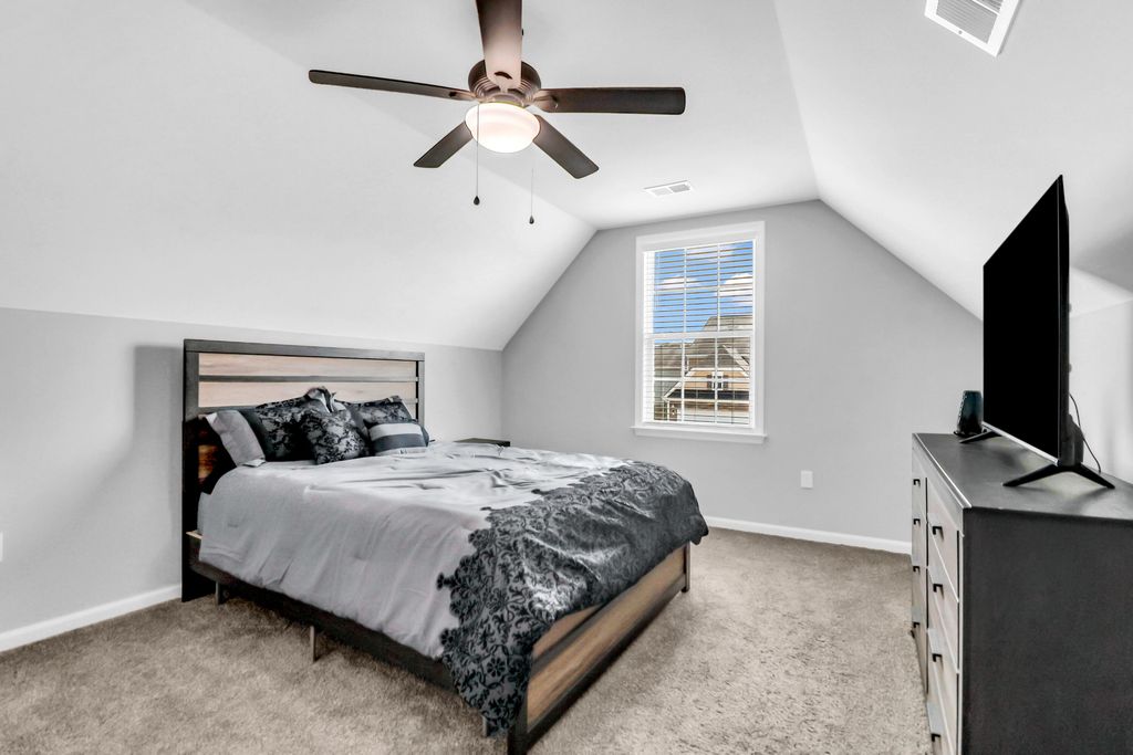 Image 25 of property listing at 303 Todder Trail, Goose Creek, SC 29445