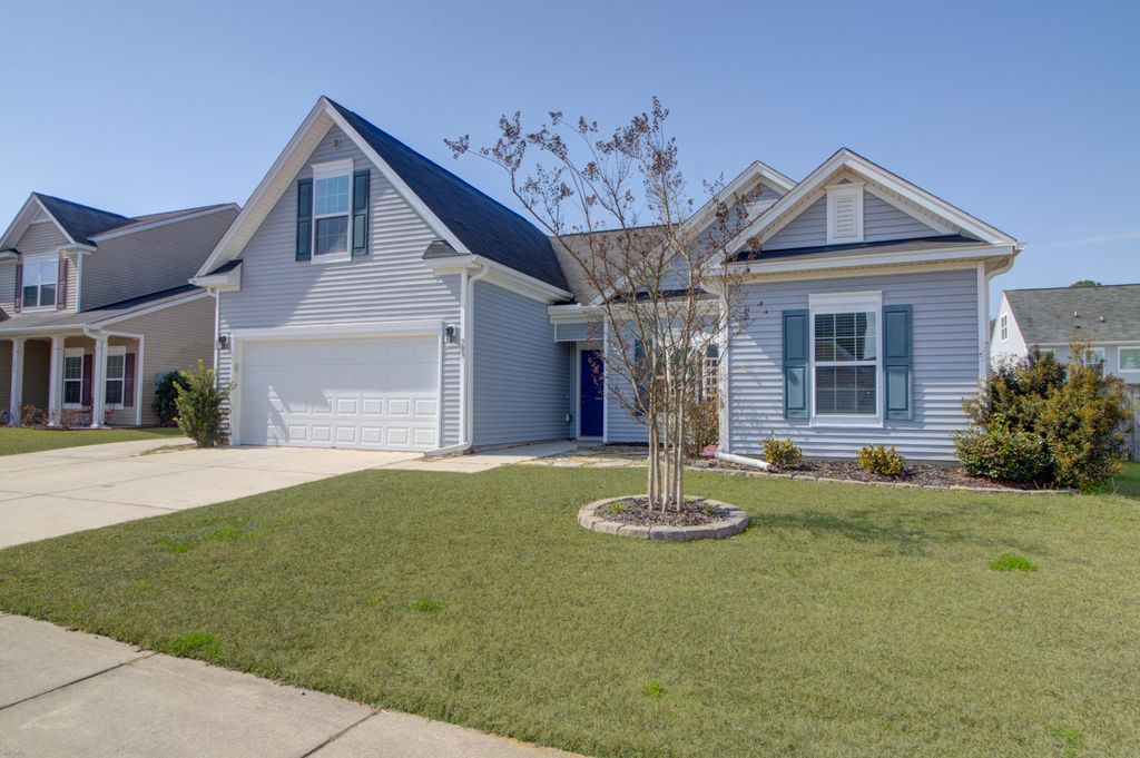 Image 3 of property listing at 303 Todder Trail, Goose Creek, SC 29445