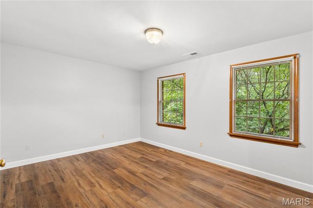 327 Woodmere Drive, St Charles, MO 63303