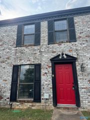 2006 Reaches Place B, Huntsville, AL 35803