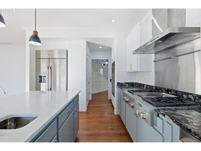 17808 Nw PIONEER Rd, Beaverton, OR 97006