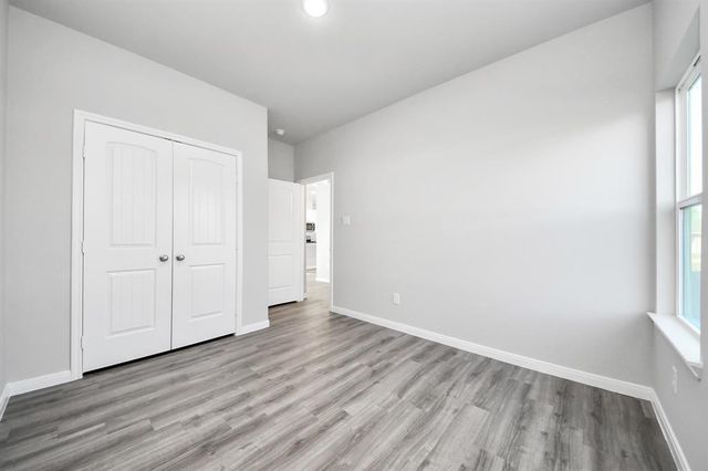 214 Spruce Lake Road, Houston, TX 77336