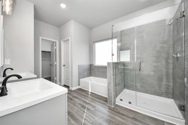 214 Spruce Lake Road, Houston, TX 77336