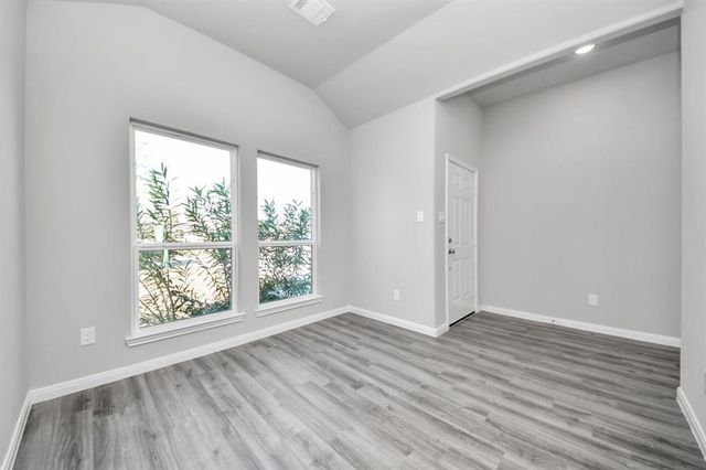 214 Spruce Lake Road, Houston, TX 77336
