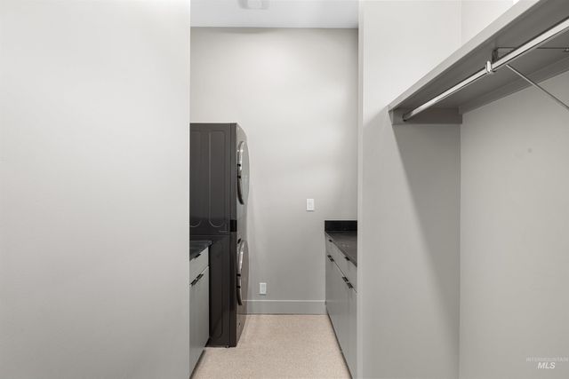 5793 S Brian Way, Boise, ID 83716