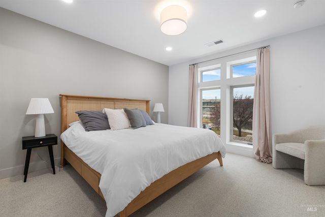 5793 S Brian Way, Boise, ID 83716