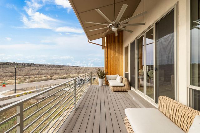 5793 S Brian Way, Boise, ID 83716