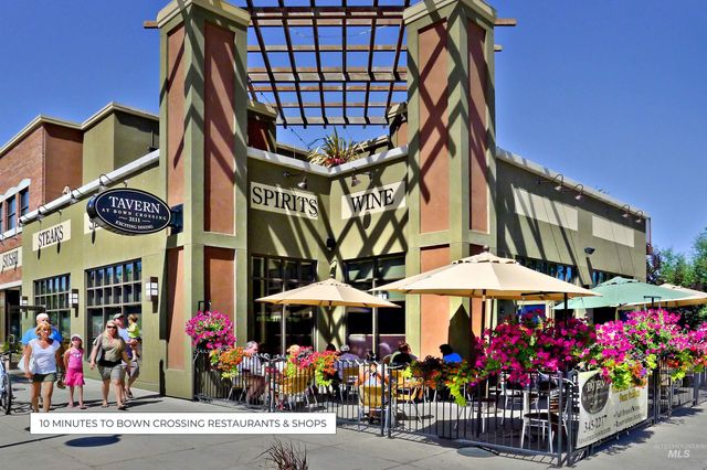 5793 S Brian Way, Boise, ID 83716