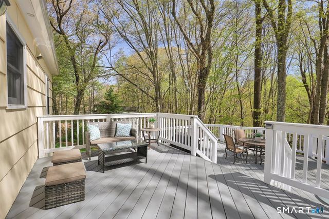 9 Academy Road, Trumbull, CT 06611