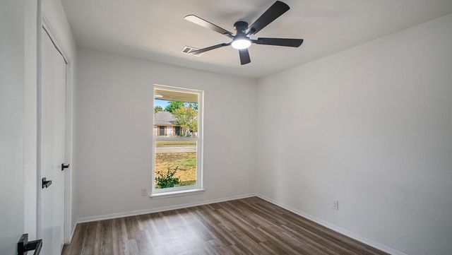 12915 Bexhill Drive, Houston, TX 77065