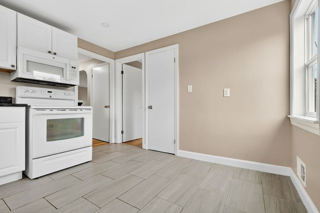 24 Garden St, Danvers, MA 01923