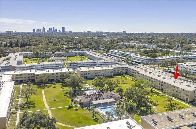 5095 BAY STREET NE 317, St Petersburg, FL 33703
