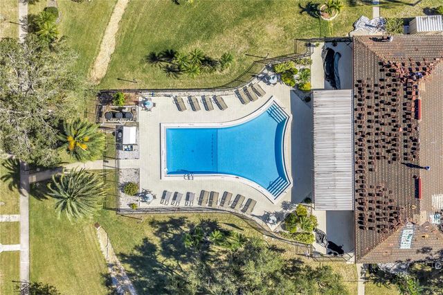5095 BAY STREET NE 317, St Petersburg, FL 33703