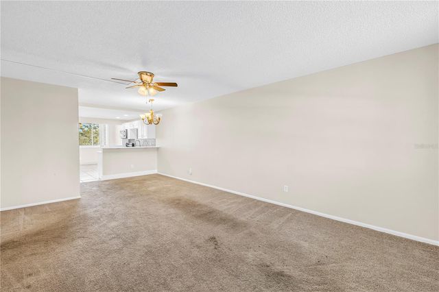5095 BAY STREET NE 317, St Petersburg, FL 33703