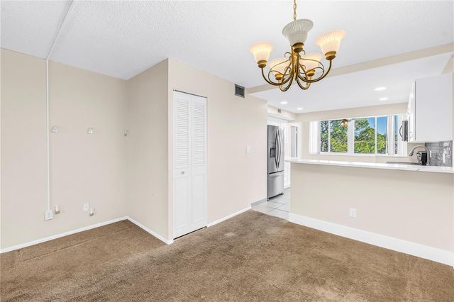5095 BAY STREET NE 317, St Petersburg, FL 33703