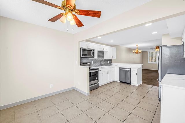 5095 BAY STREET NE 317, St Petersburg, FL 33703