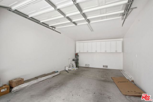 807 N Croft Avenue, Los Angeles, CA 90069