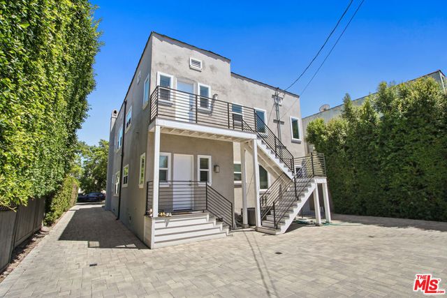 807 N Croft Avenue, Los Angeles, CA 90069