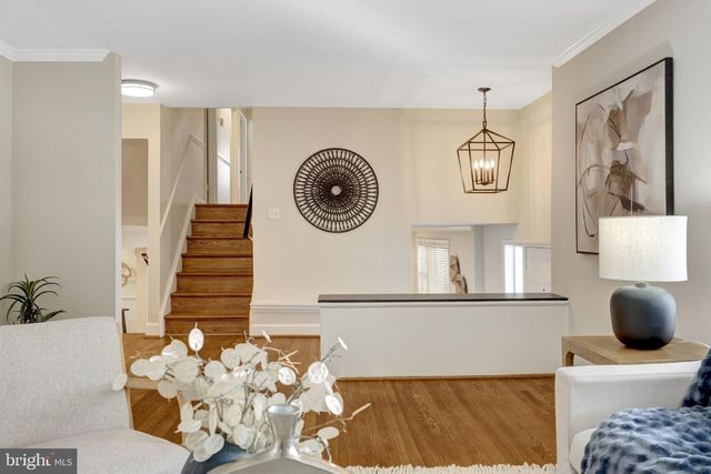 3312 MIDLAND RD, Fairfax, VA 22031