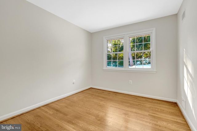 3312 MIDLAND RD, Fairfax, VA 22031