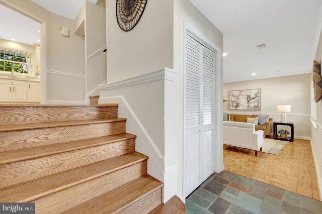 3312 MIDLAND RD, Fairfax, VA 22031